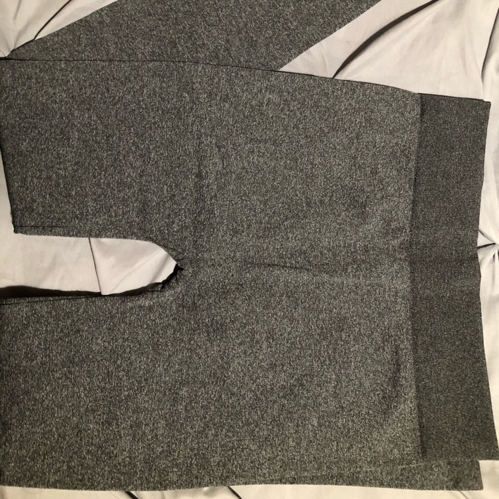 Grey insulated leggings